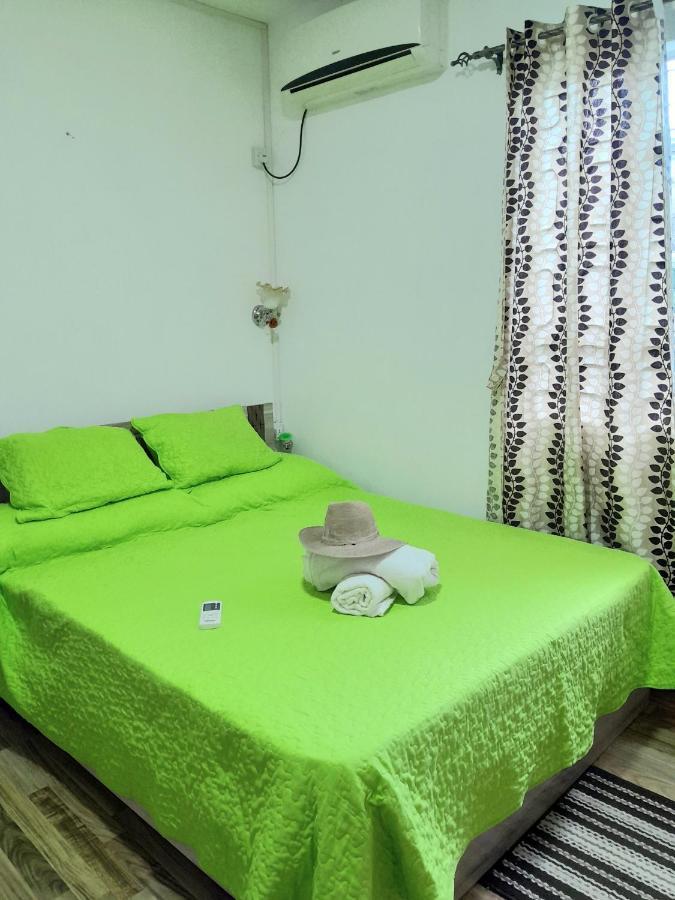 Mon Tresor Beautiful Affordable House - 5 Minutes From The Airport And 12 Minutes To Blue Bay Beach מראה חיצוני תמונה